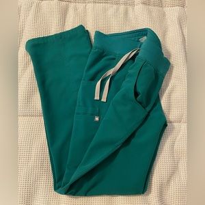 Figs Kade Cargo pants